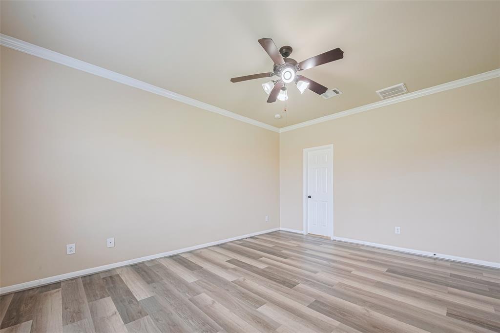 10015 Black Birch Lane, Tomball, Texas image 17