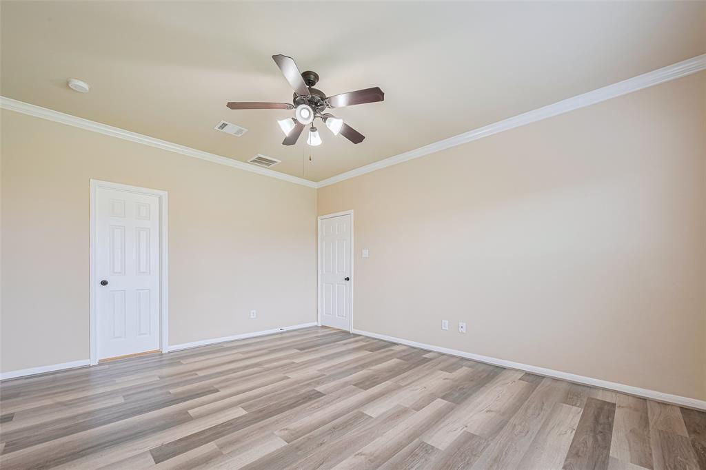10015 Black Birch Lane, Tomball, Texas image 16