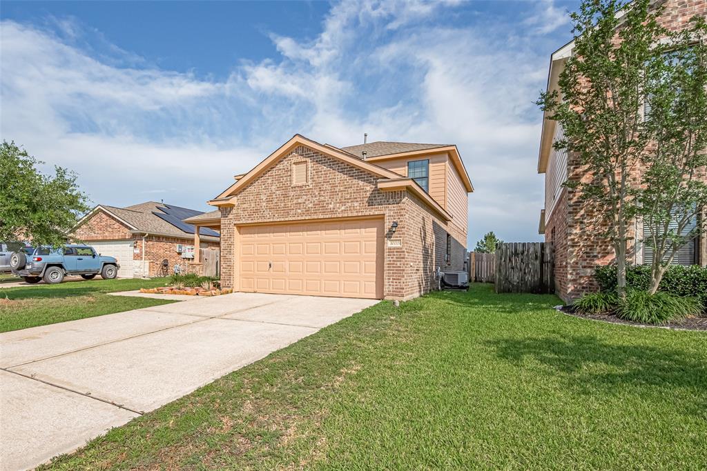 10015 Black Birch Lane, Tomball, Texas image 47