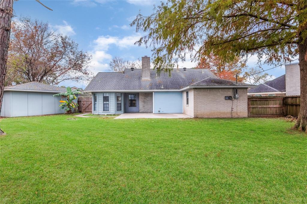 533 White Wing Court, Dickinson, Texas image 30