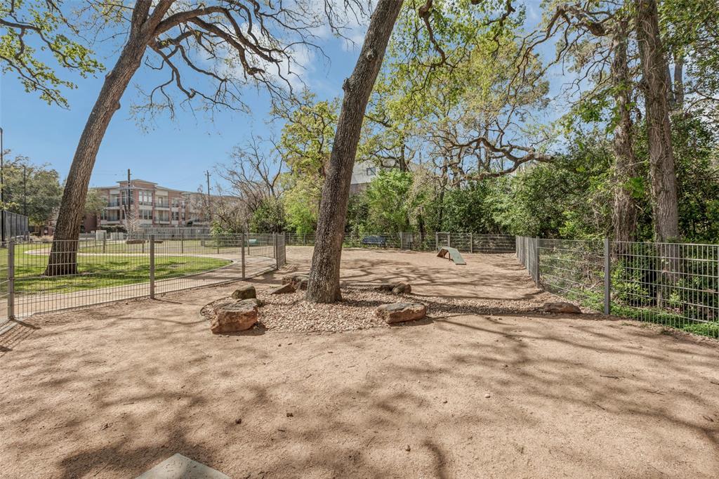 2100 Tanglewilde Street #612, Houston, Texas image 30