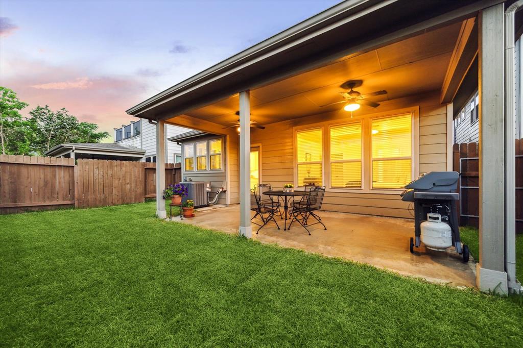 1919 Barrel Oak Drive, Houston, Texas image 23