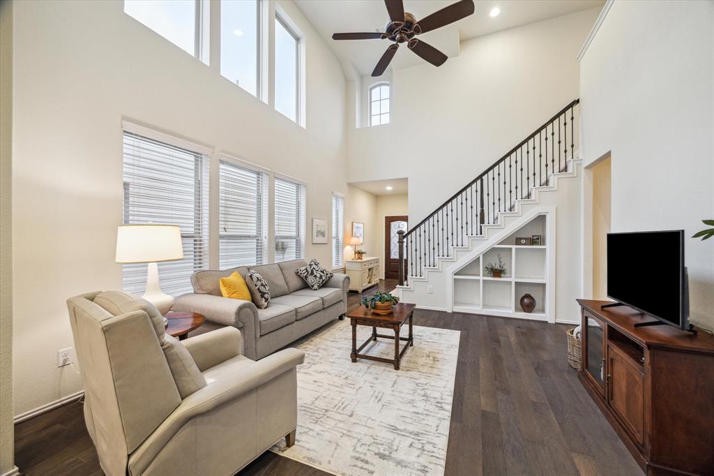 1919 Barrel Oak Drive, Houston, Texas image 5