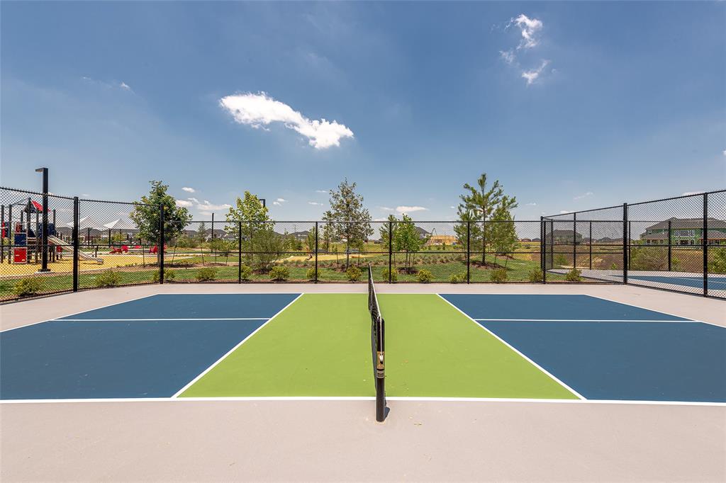 21911 Wycombe Terrace Way, Cypress, Texas image 19