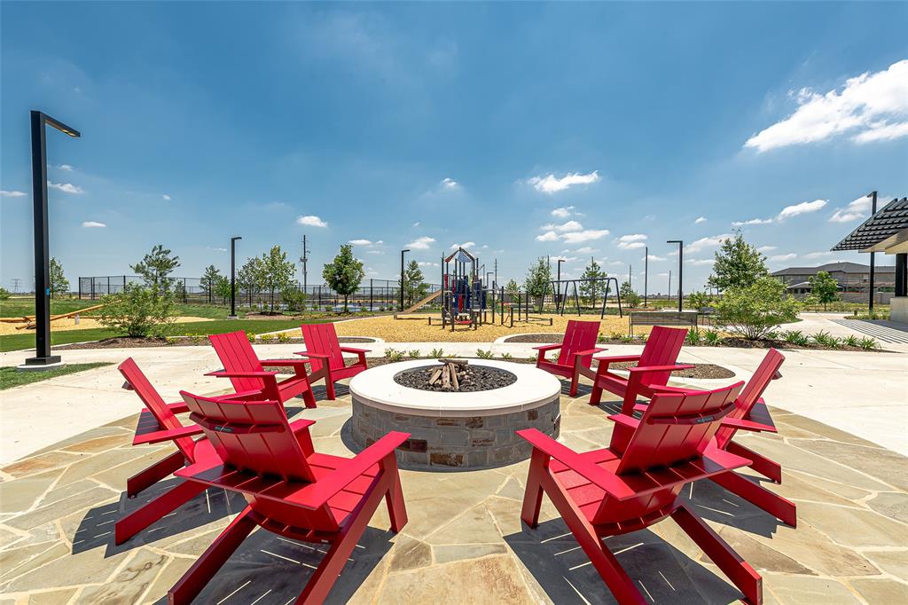21911 Wycombe Terrace Way, Cypress, Texas image 22