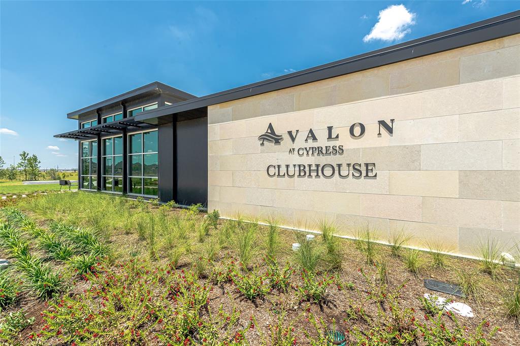 21911 Wycombe Terrace Way, Cypress, Texas image 23