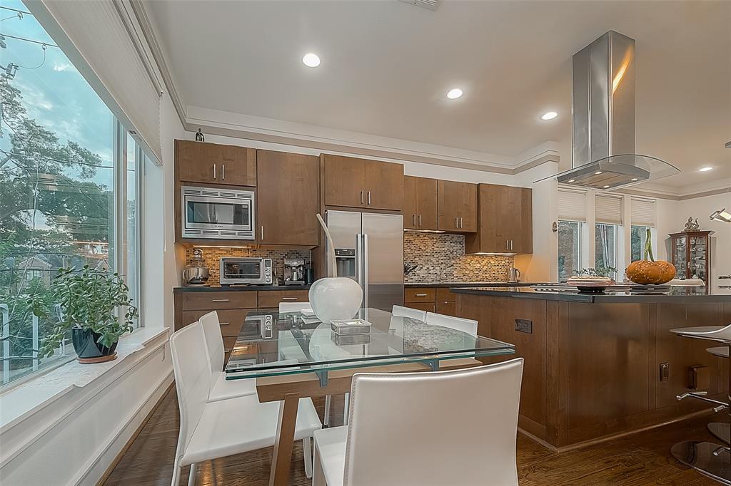 6110 Potomac Enclave Drive