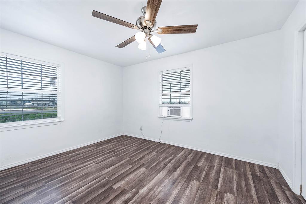 658 Carancahua Street, Sargent, Texas image 22