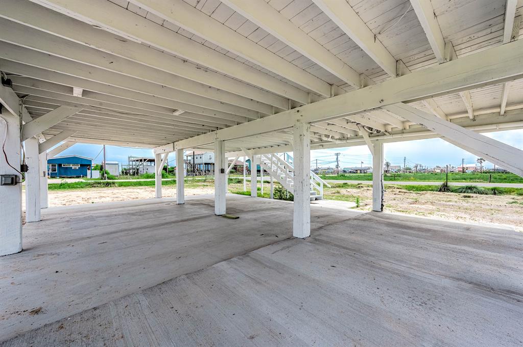 658 Carancahua Street, Sargent, Texas image 6