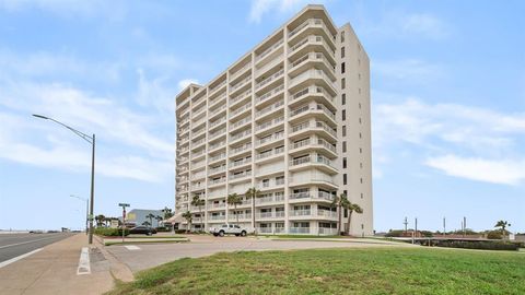 Condominium in Galveston TX 7700 Seawall Boulevard.jpg