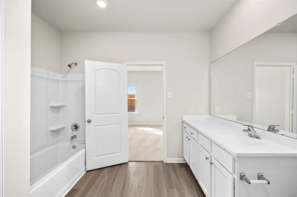 10408 Sunny Petal Circle, Houston, Texas image 5