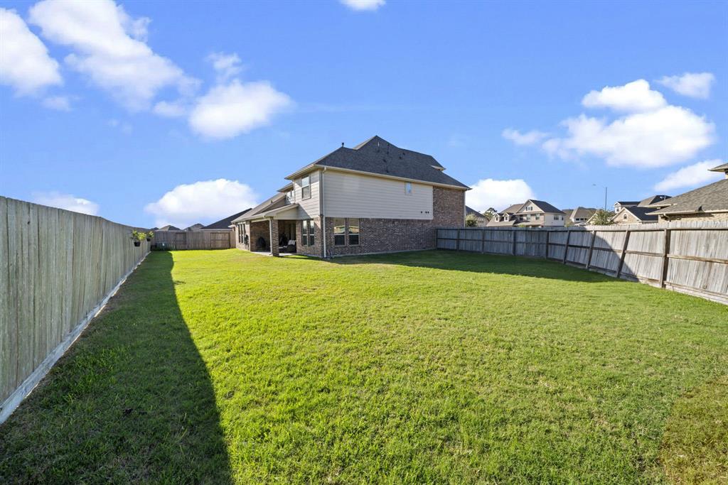 12422 Gatewood Drive, Mont Belvieu, Texas image 45