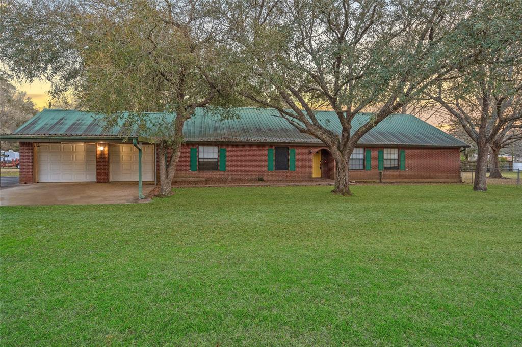 302 Garden City Road, Livingston, Texas image 1