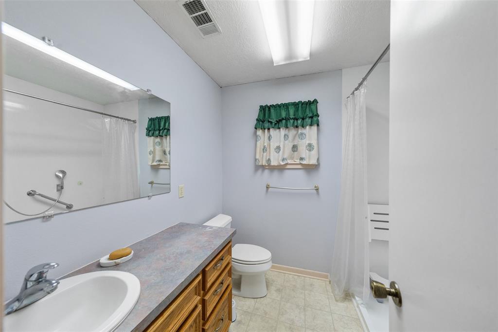 302 Garden City Road, Livingston, Texas image 17