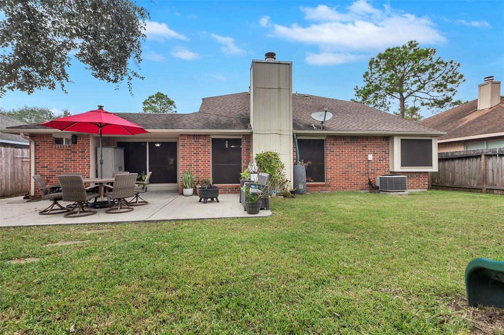 2127 Aberdeen Drive, League City, Texas image 31