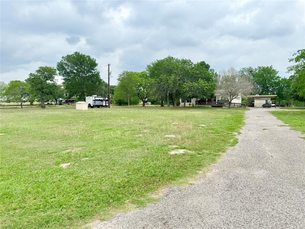 11420 Fm 531, Hallettsville, Texas image 1