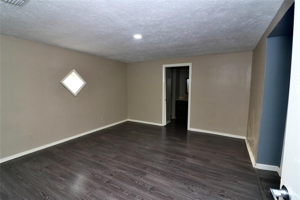 19207 Fm 2100 Road, Crosby, Texas image 9