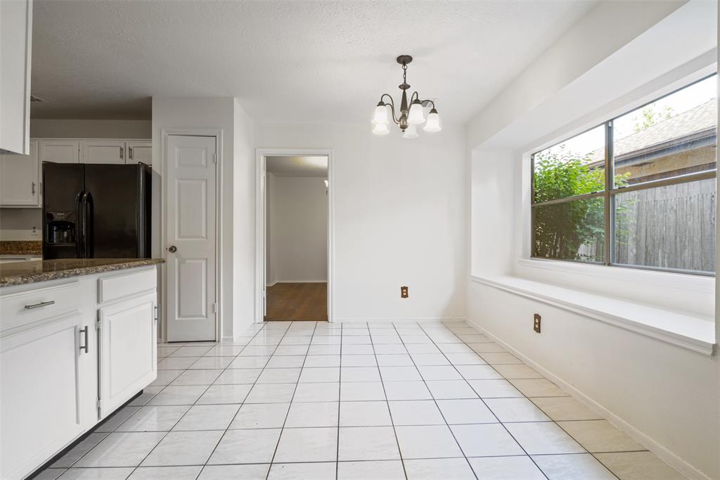 4826 Pecan Grove Drive, Pearland, Texas image 9