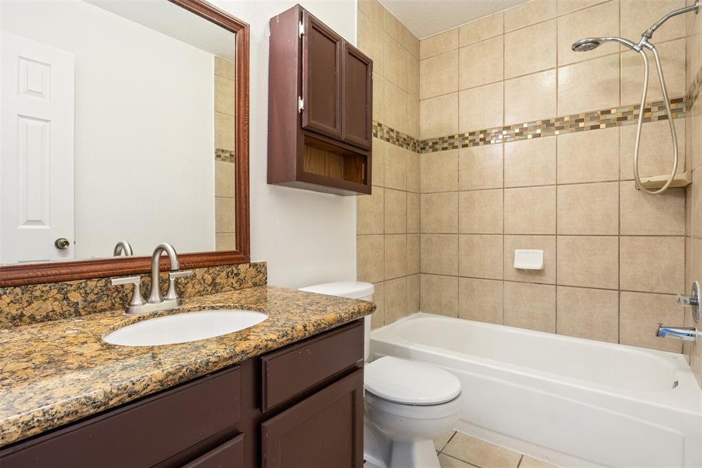 4826 Pecan Grove Drive, Pearland, Texas image 30
