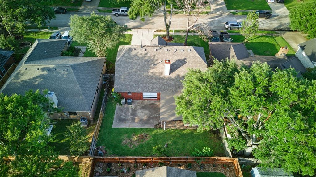 4826 Pecan Grove Drive, Pearland, Texas image 38