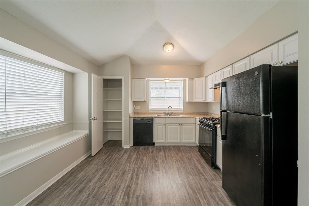 22718 Pebworth Place, Spring, Texas image 7