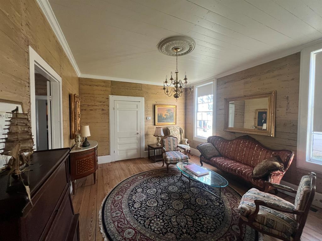33 N Harris Street, Bellville, Texas image 4