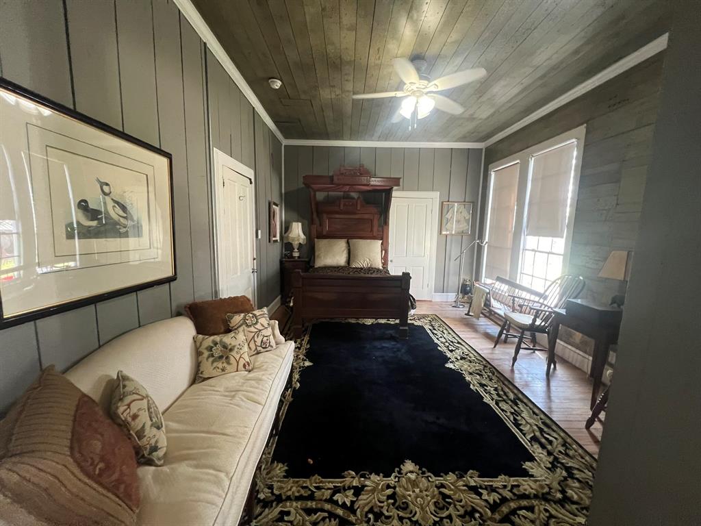 33 N Harris Street, Bellville, Texas image 7