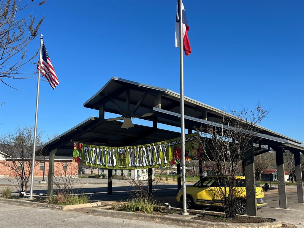 33 N Harris Street, Bellville, Texas image 22