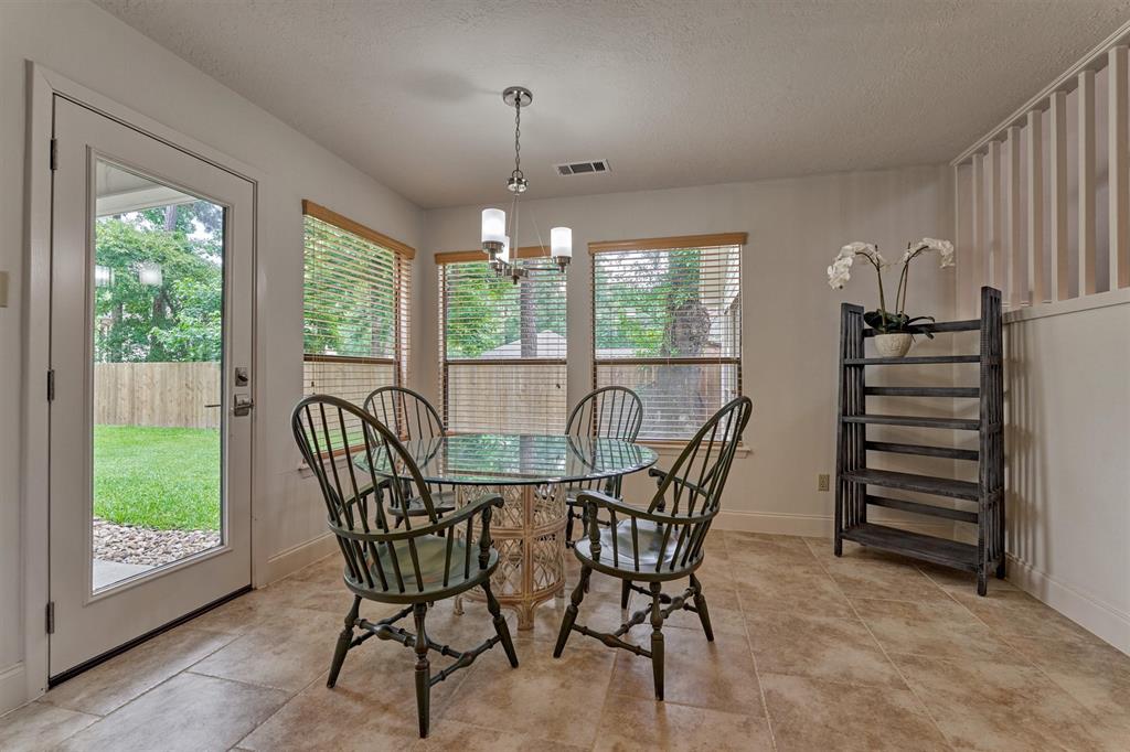 52 S Havenridge Drive, The Woodlands, Texas image 21