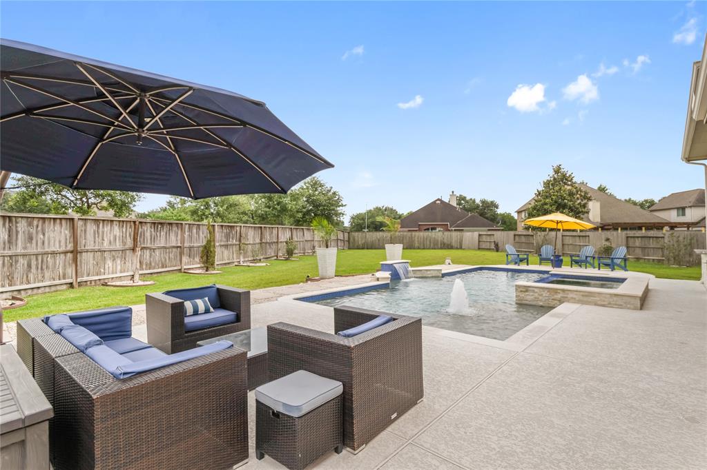 9612 Eden Ridge Lane, Pearland, Texas image 33