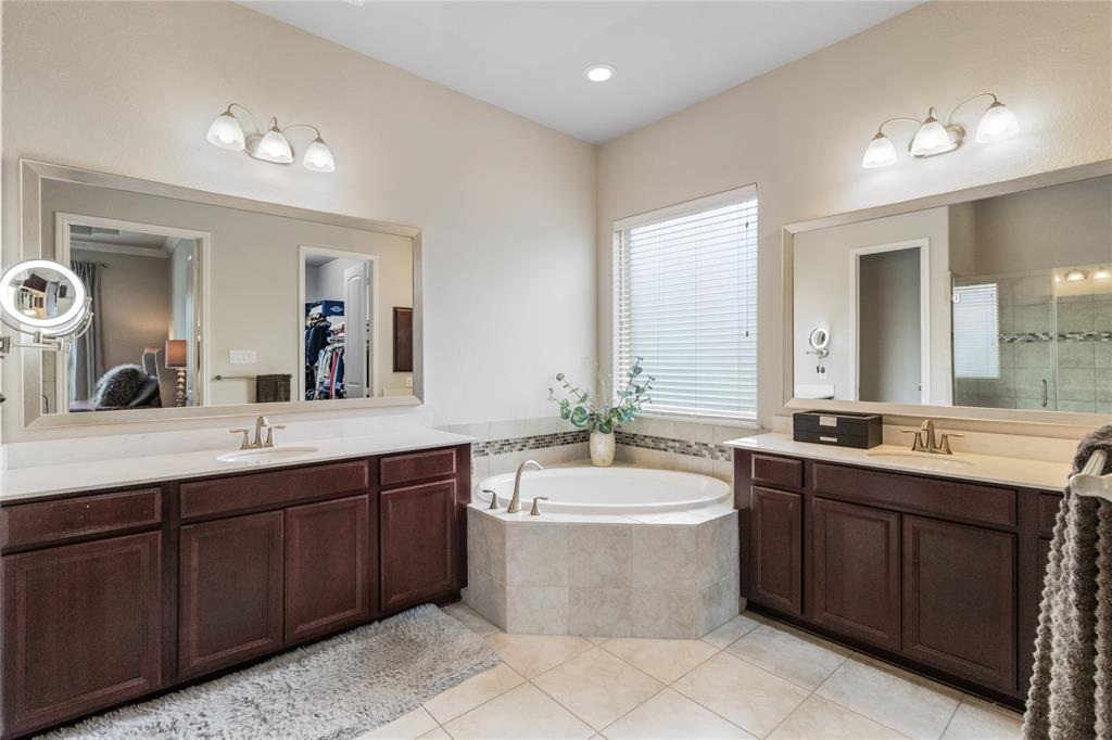 9612 Eden Ridge Lane, Pearland, Texas image 17