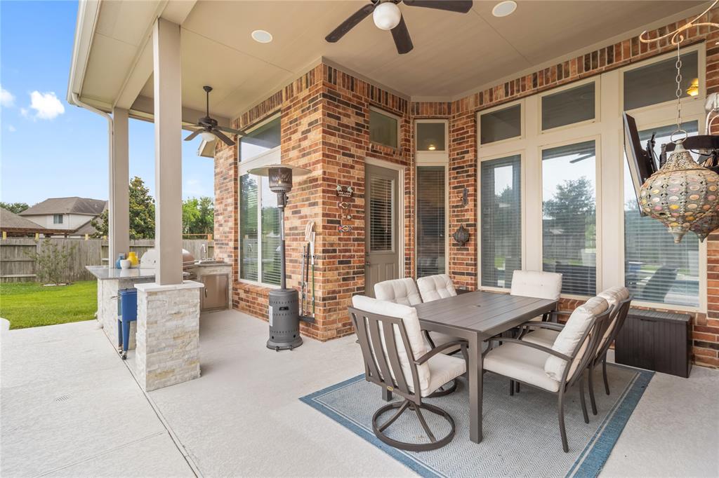 9612 Eden Ridge Lane, Pearland, Texas image 31
