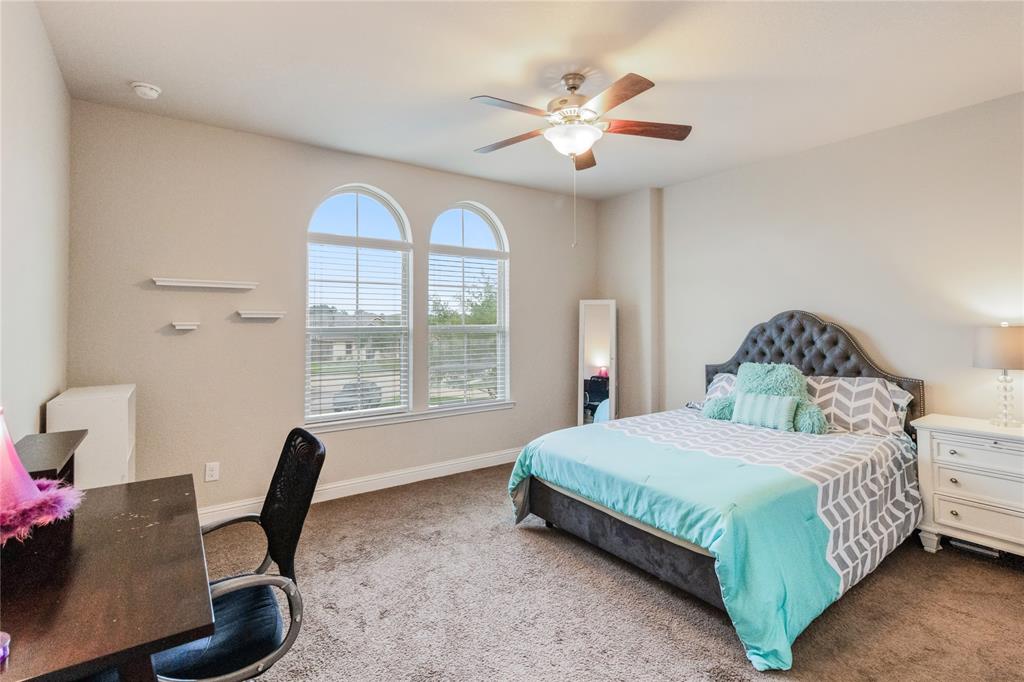9612 Eden Ridge Lane, Pearland, Texas image 25