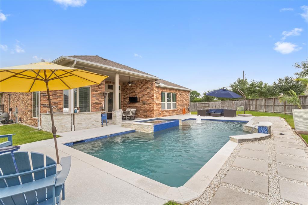 9612 Eden Ridge Lane, Pearland, Texas image 36