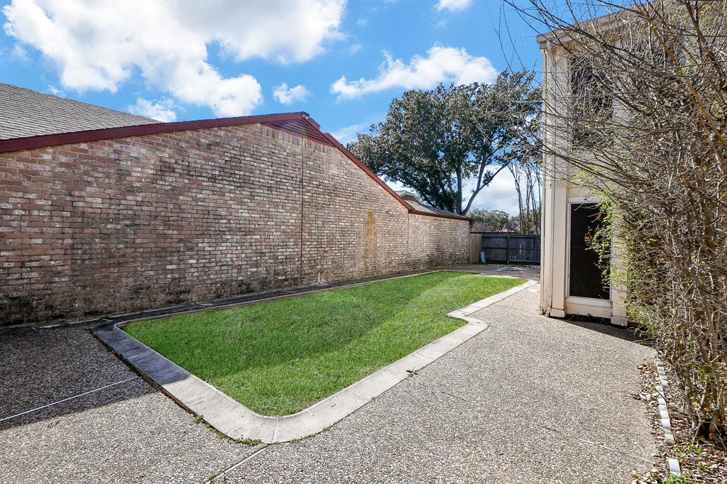 12110 Meadow Valley Lane, Meadows Place, Texas image 6