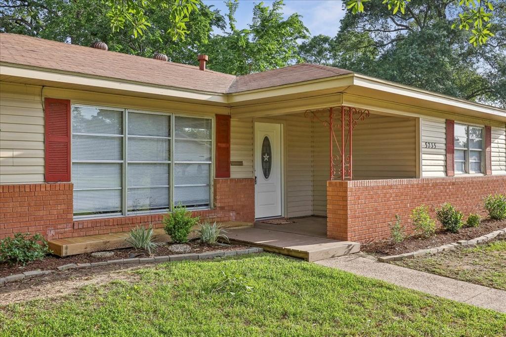 5235 Laurel Street, Beaumont, Texas image 4