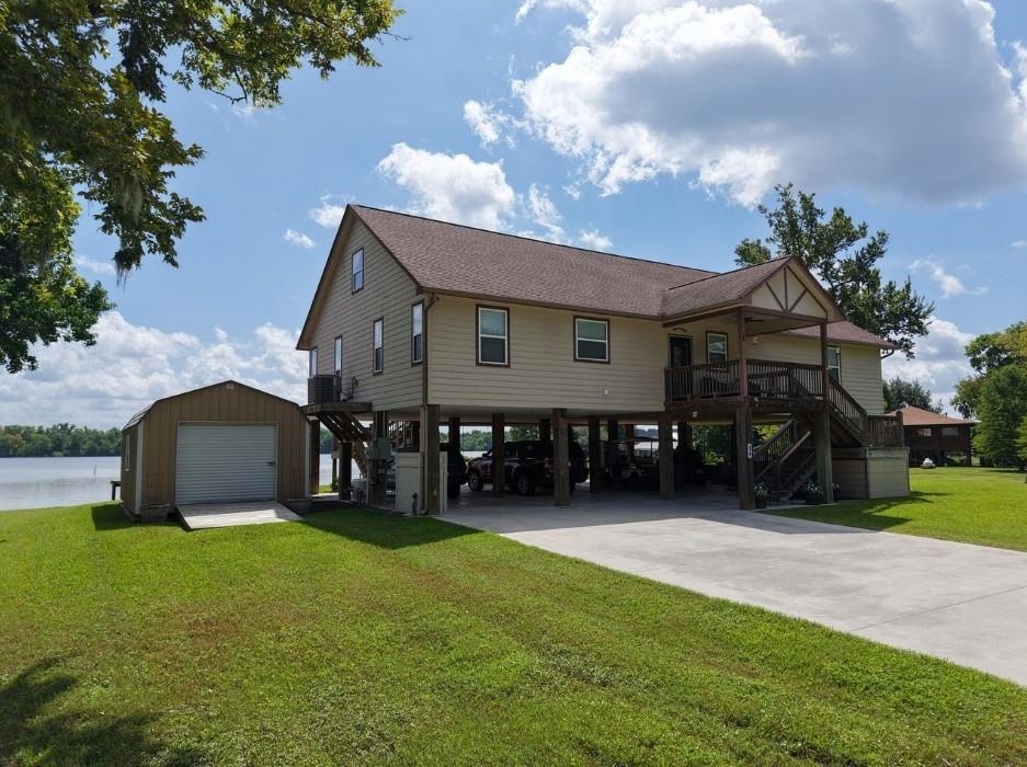 84 Lake View Drive