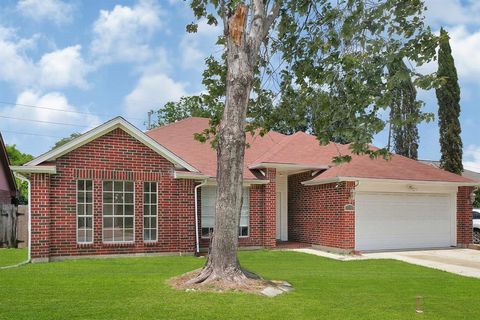 Single Family Residence in Houston TX 13759 Sablesprings Lane.jpg