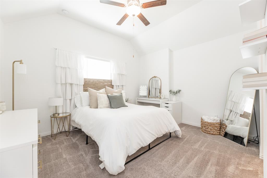 4423 Whitehaven Pine Way, Rosharon, Texas image 33