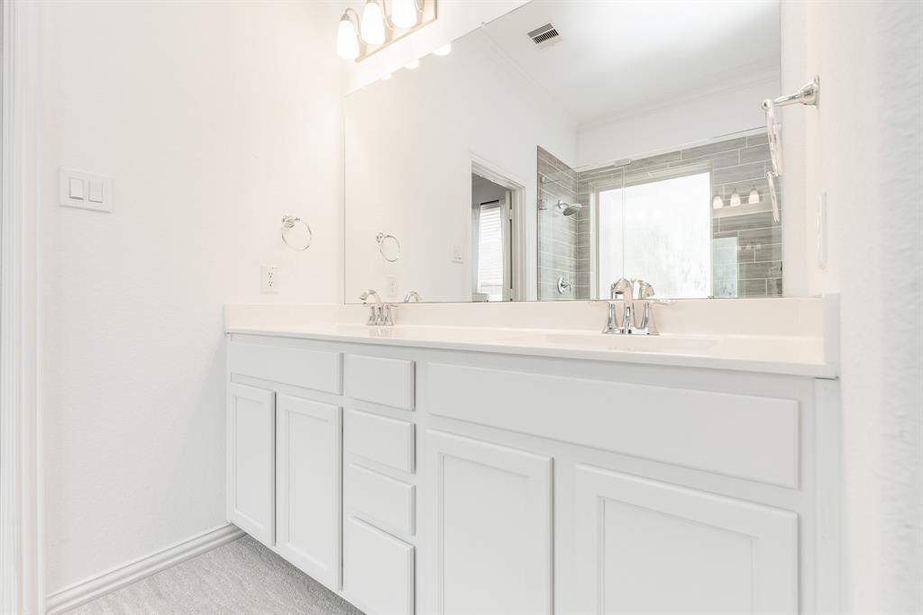 4423 Whitehaven Pine Way, Rosharon, Texas image 25