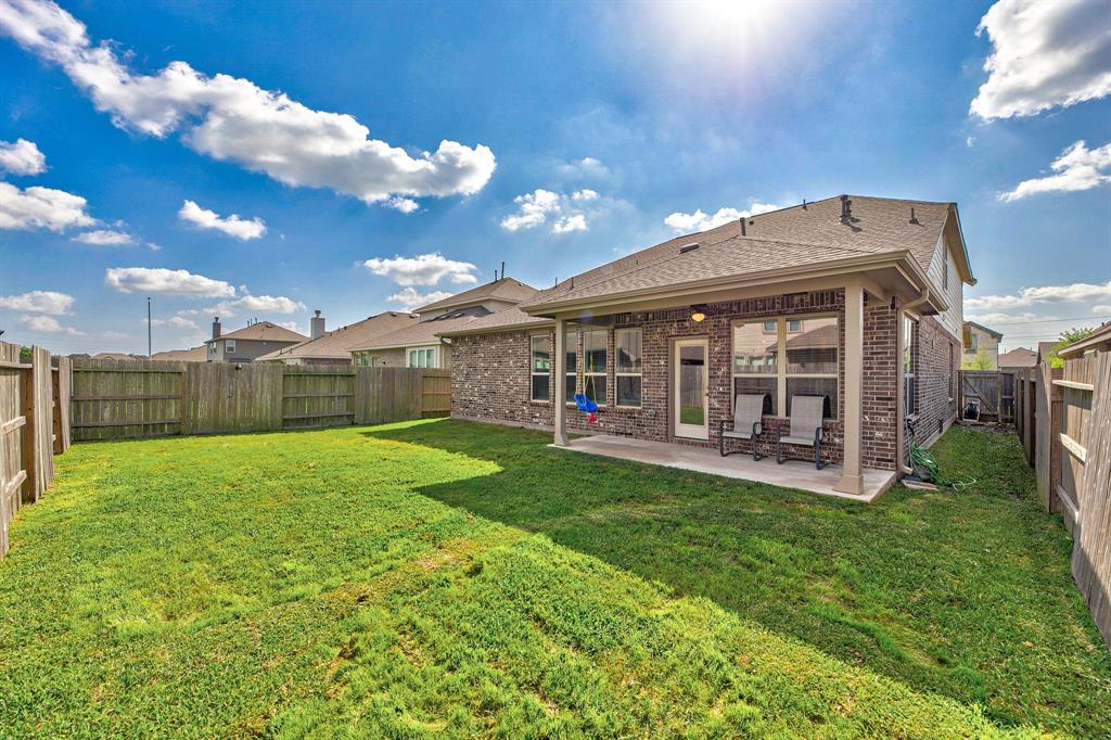 4423 Whitehaven Pine Way, Rosharon, Texas image 36