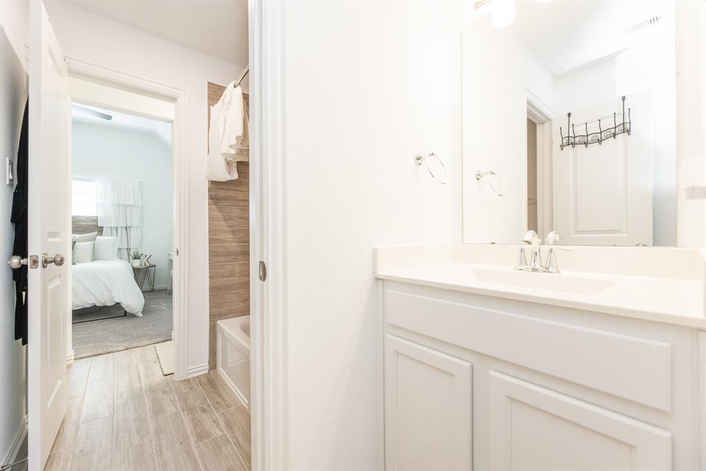 4423 Whitehaven Pine Way, Rosharon, Texas image 34