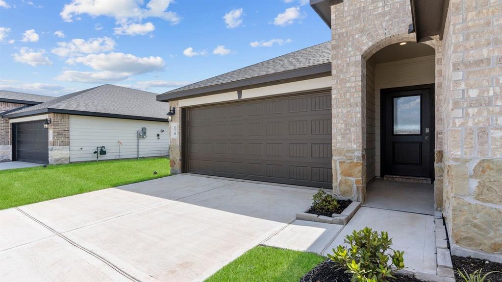 8034 Marchese Drive, Richmond, Texas image 3