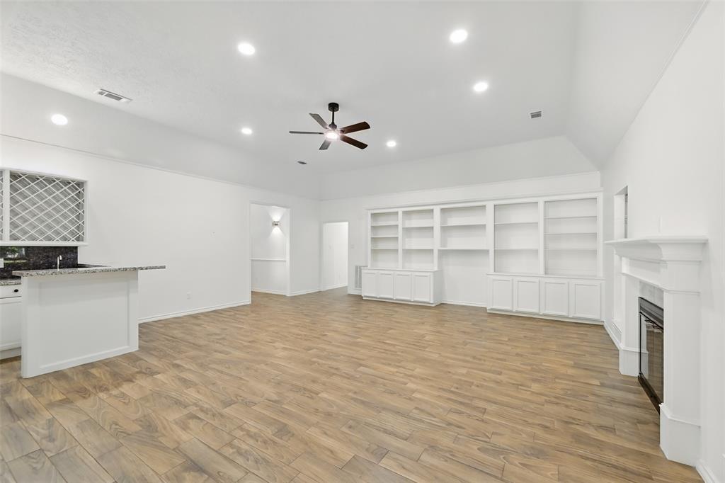 723 Valley Commons Drive, Huffman, Texas image 12