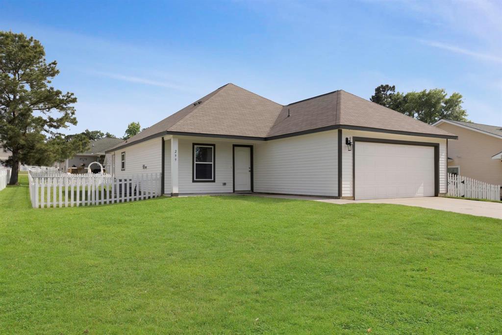 299 Red Clover, Livingston, Texas image 2