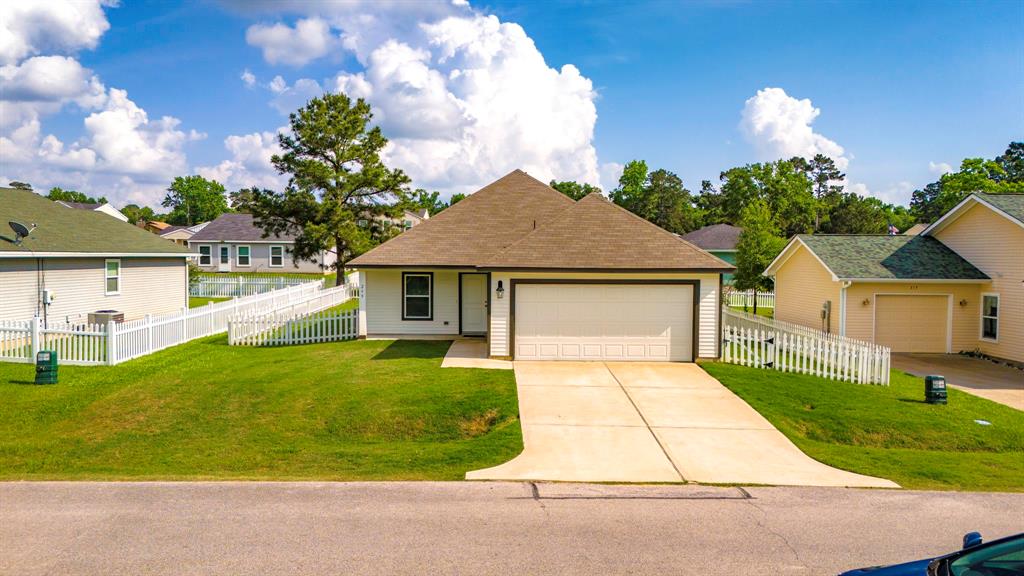 299 Red Clover, Livingston, Texas image 20