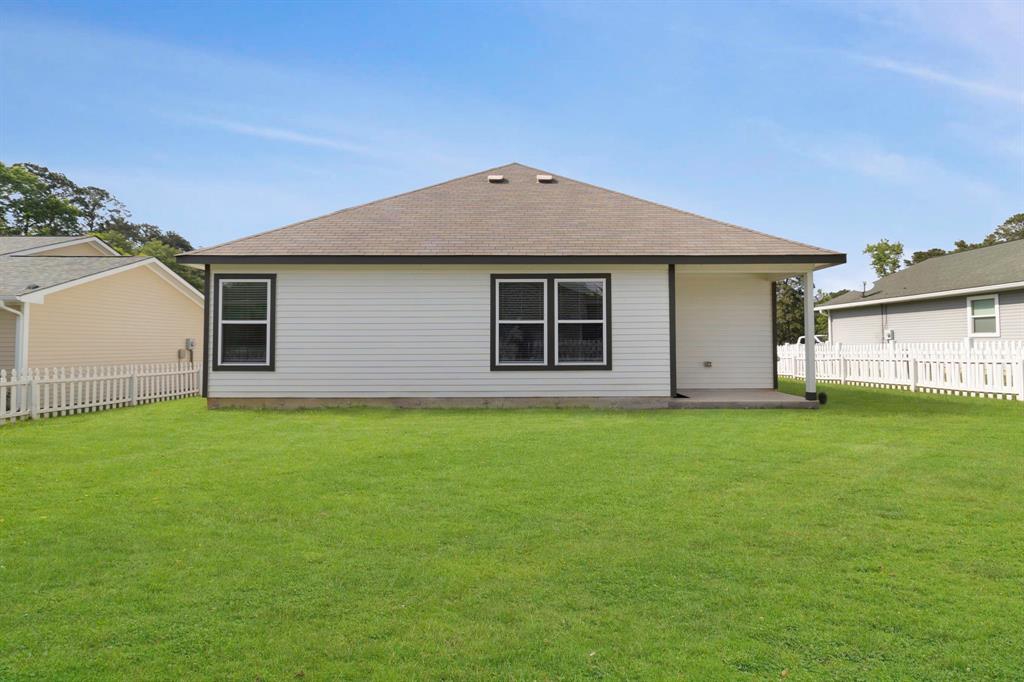 299 Red Clover, Livingston, Texas image 17
