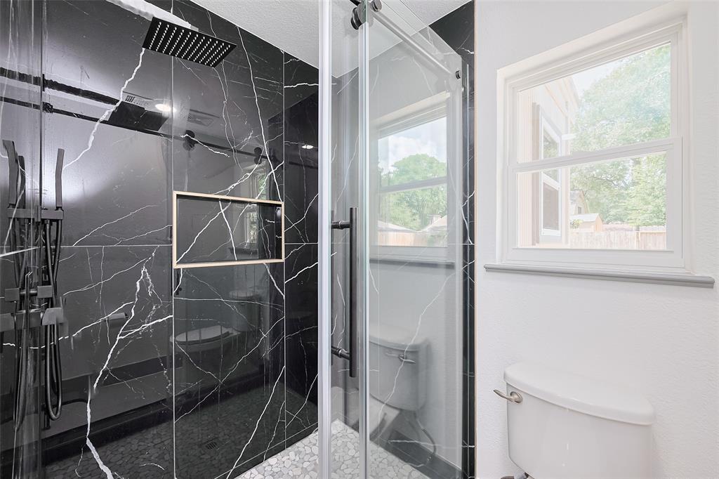 14823 Forest Lodge Drive, Houston, Texas image 37