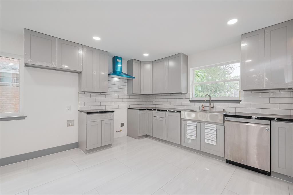 14823 Forest Lodge Drive, Houston, Texas image 19