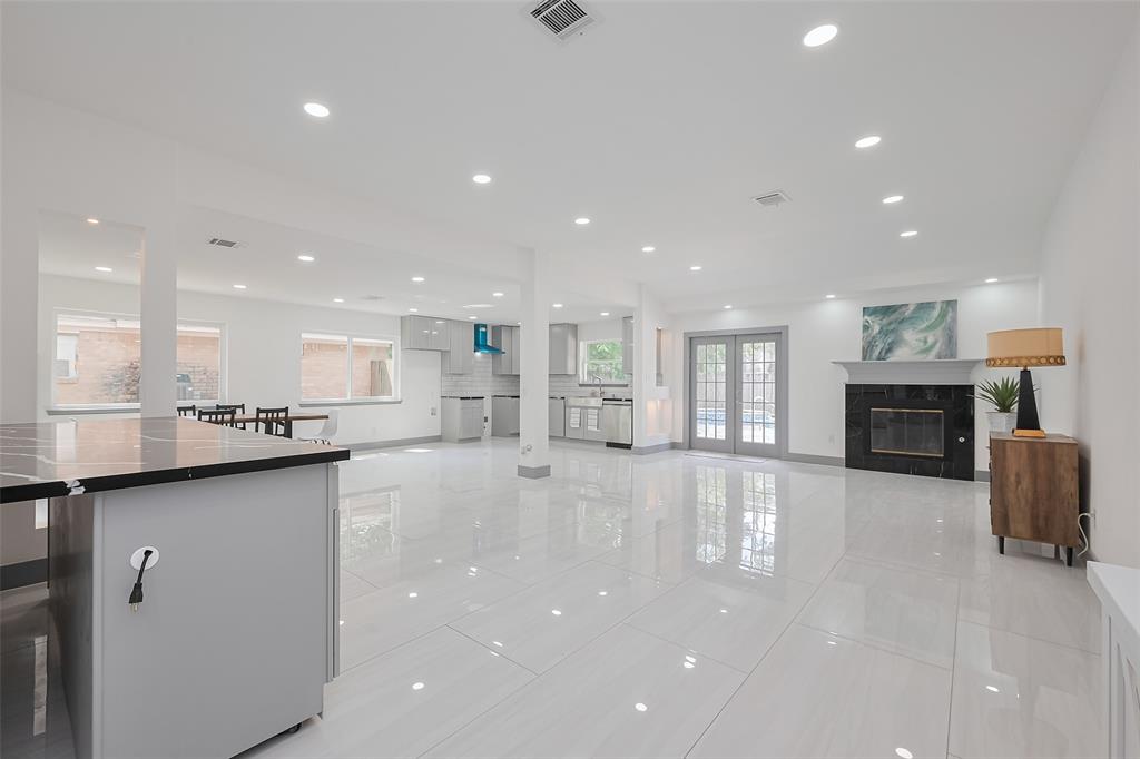 14823 Forest Lodge Drive, Houston, Texas image 16